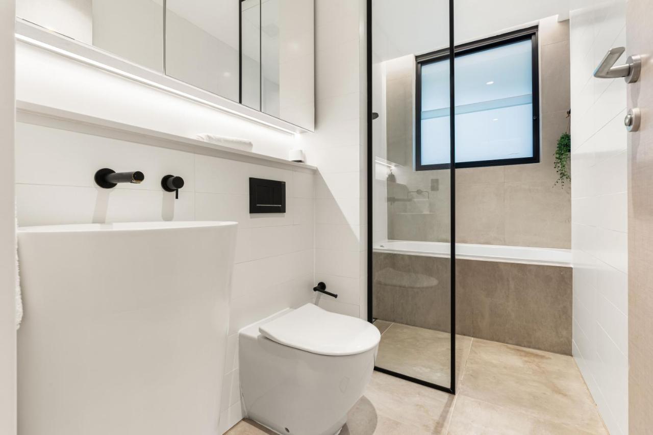 Modern 1Br Abode With Courtyard Steps To The Beach Sidney Exterior foto